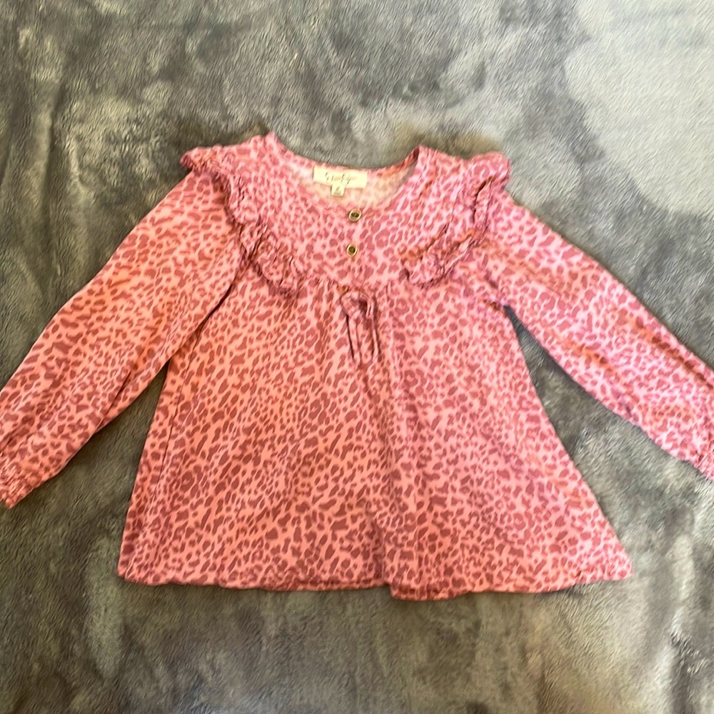Pink leopard print long sleeve shirt sz 3T